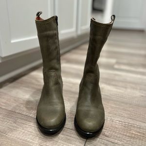Laura Azana olive green leather size 37 woman boot